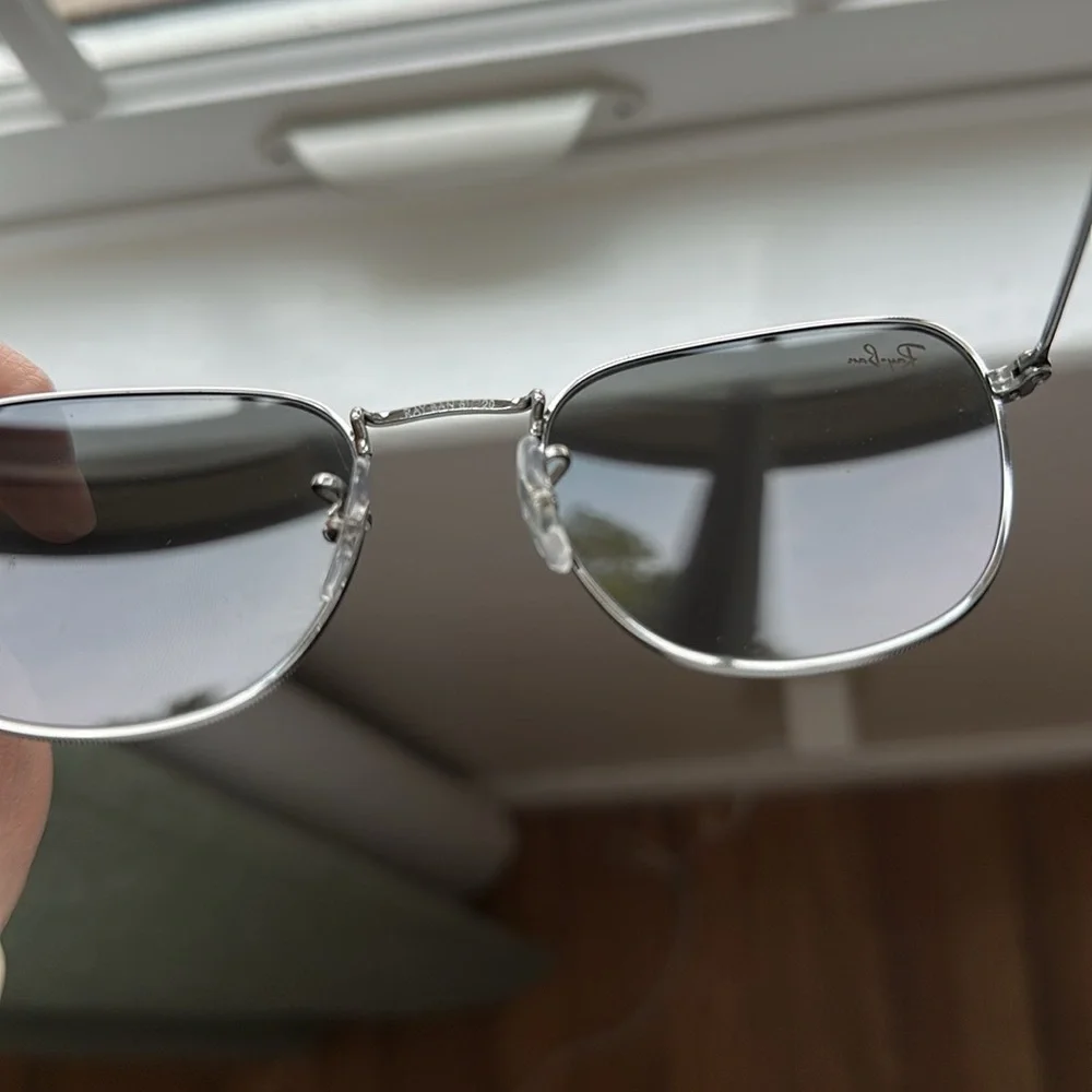 Ray-Ban Unisex 5120 Sunglasses - Picture 5 of 6